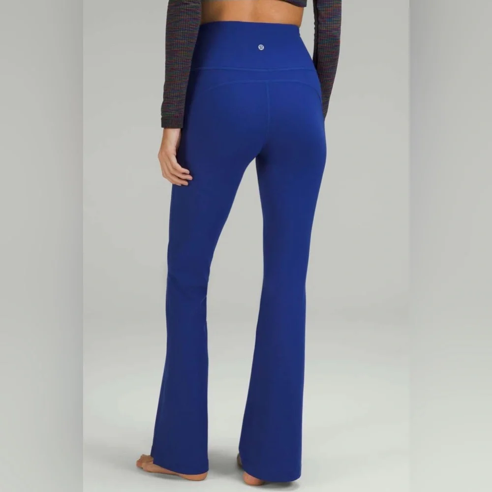 *Like New* Lululemon Groove Flared Pant - Picture 2 of 11